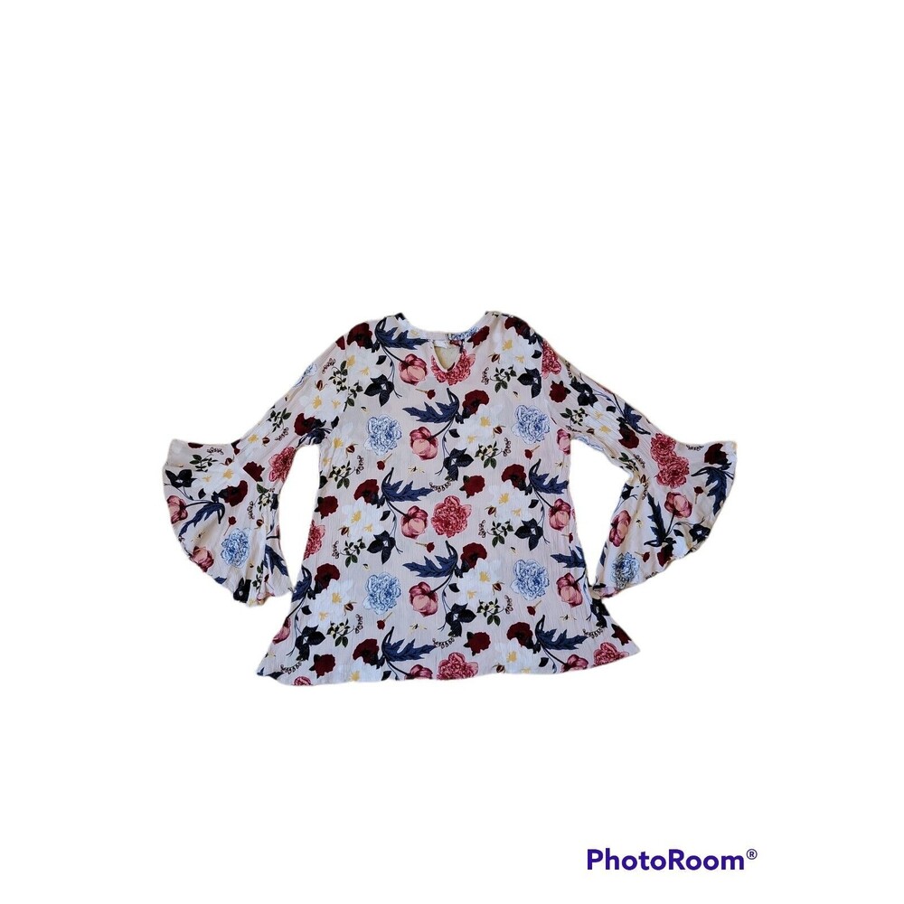 Southern Stich Womens  Floral Angel Sleeve Shirt With Choker Neck Collar Size Lg